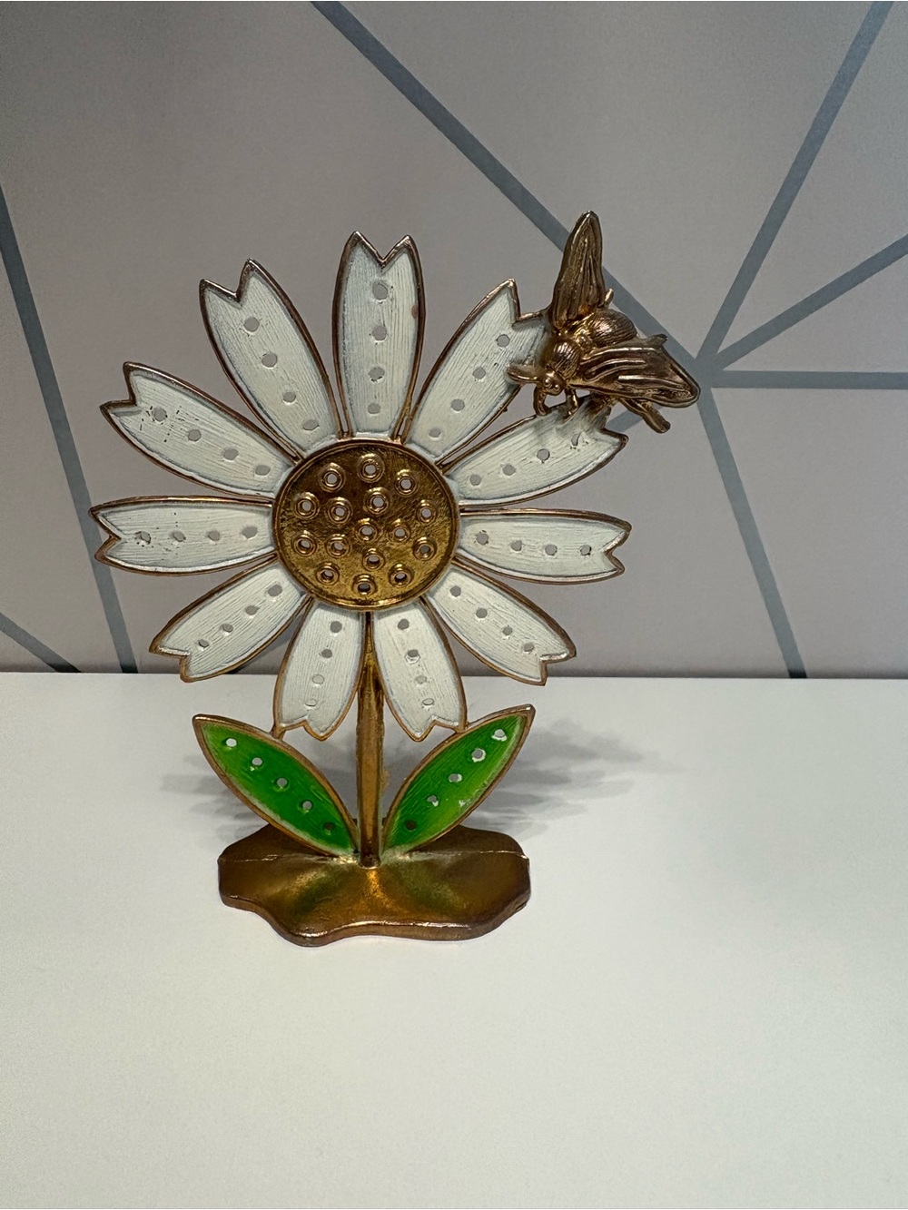 Vintage Revere USA Daisy & Bee Metal Pierced Earring Holder